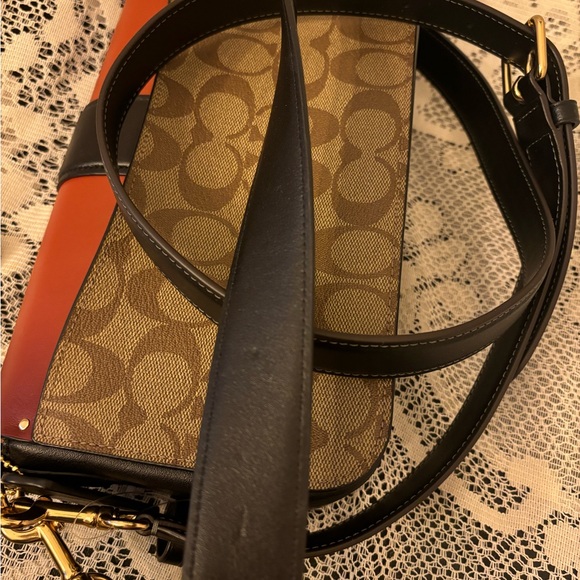 Coach Georgie Shoulder Bag In Colorblock Signature Canvas With Rivets - Picture 16 of 16